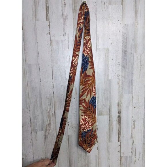 Bugatti Men's Italian Silk Tie Floral Tropical Hawaiian Beach Made In USA - Picture 3 of 7